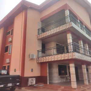 hostels around legon, hostels around upsa